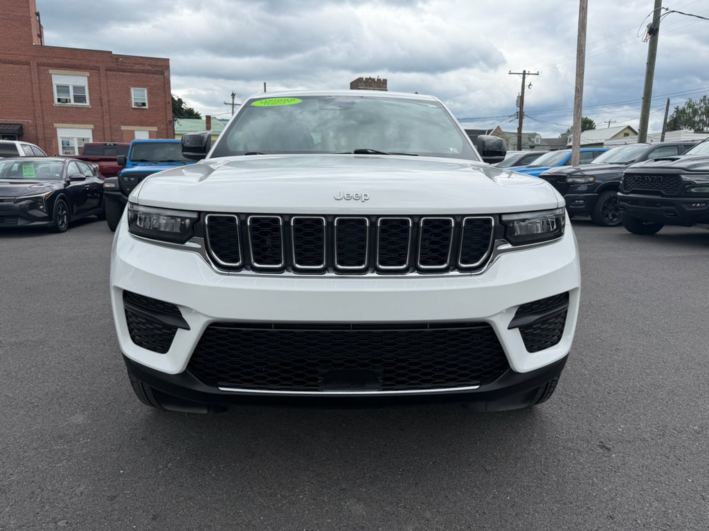 jeep grand cherokee 2024 1C4RJHAG4RC159789 image jeep grand cherokee 2024 1C4RJHAG4RC159789 image